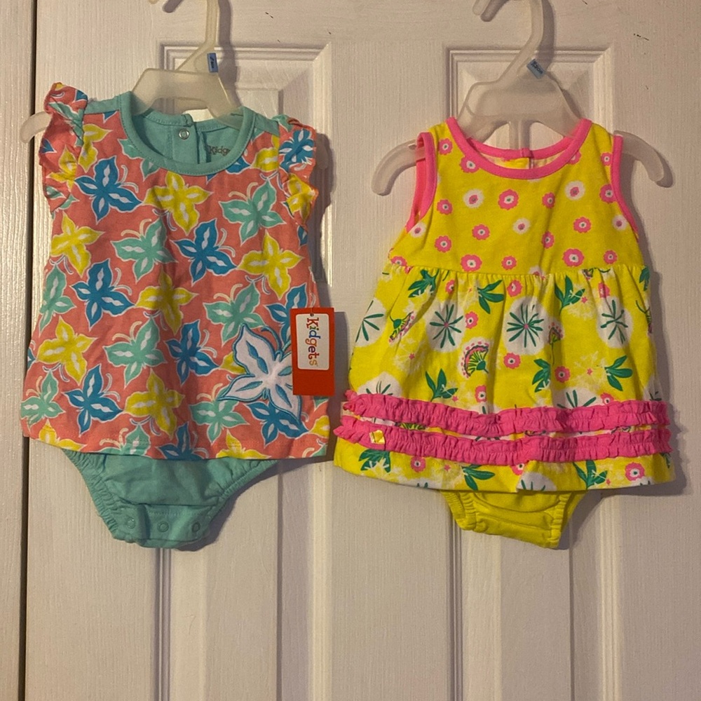 Kidgets infant girls 2 piece sets; size: 3-6 months. You get both